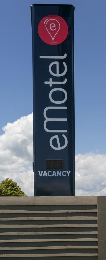 Emotel Taupo Exterior photo